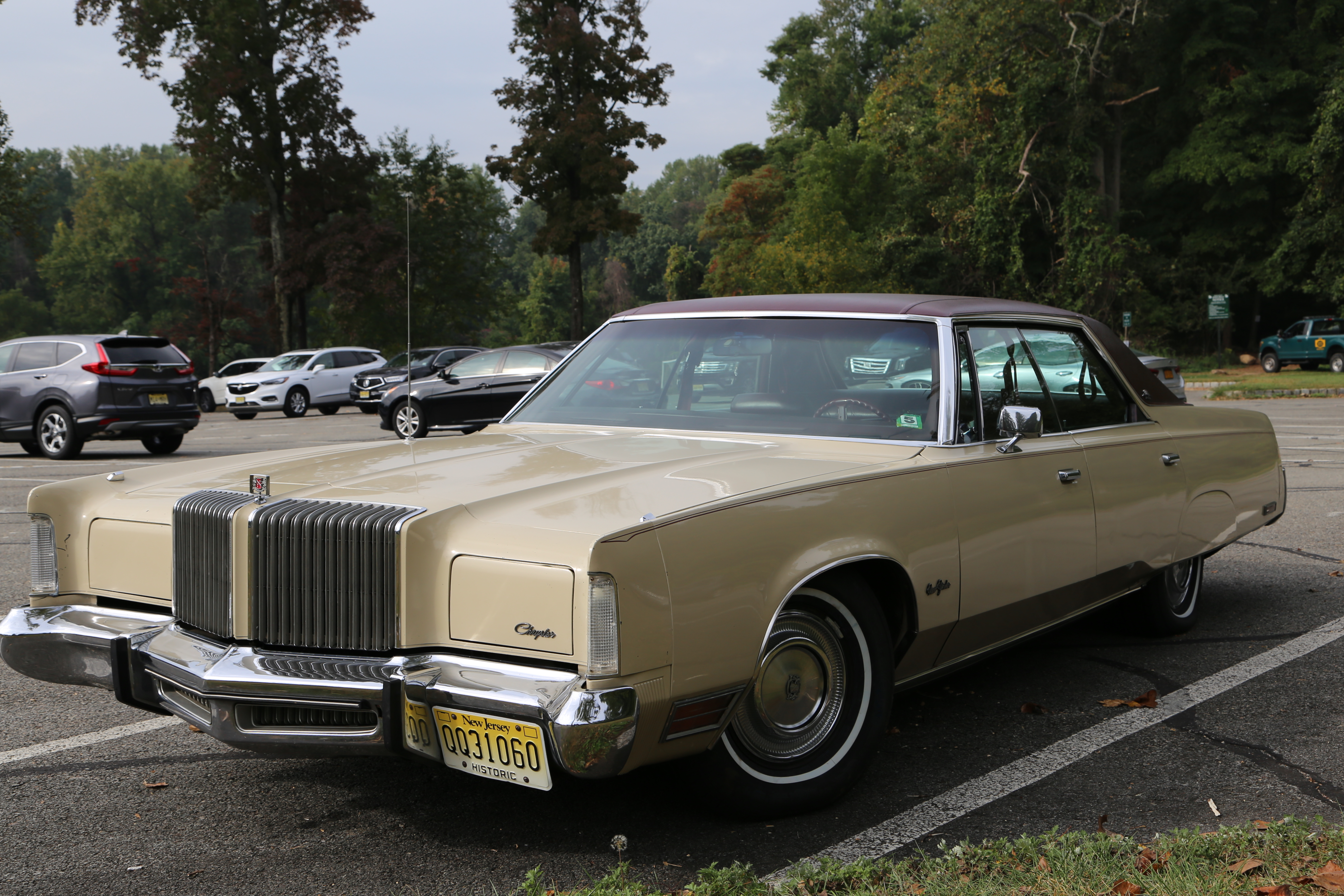 1976 Chrysler New Yorker Brougham