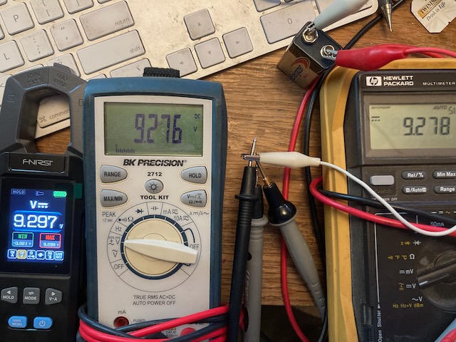 Voltage test: 9V battery